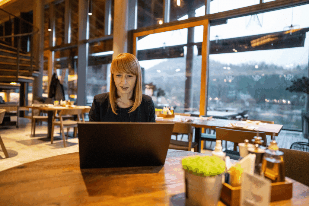 Senior operations manager overseeing staff compliance and food and beverage protocols in high-volume restaurants.